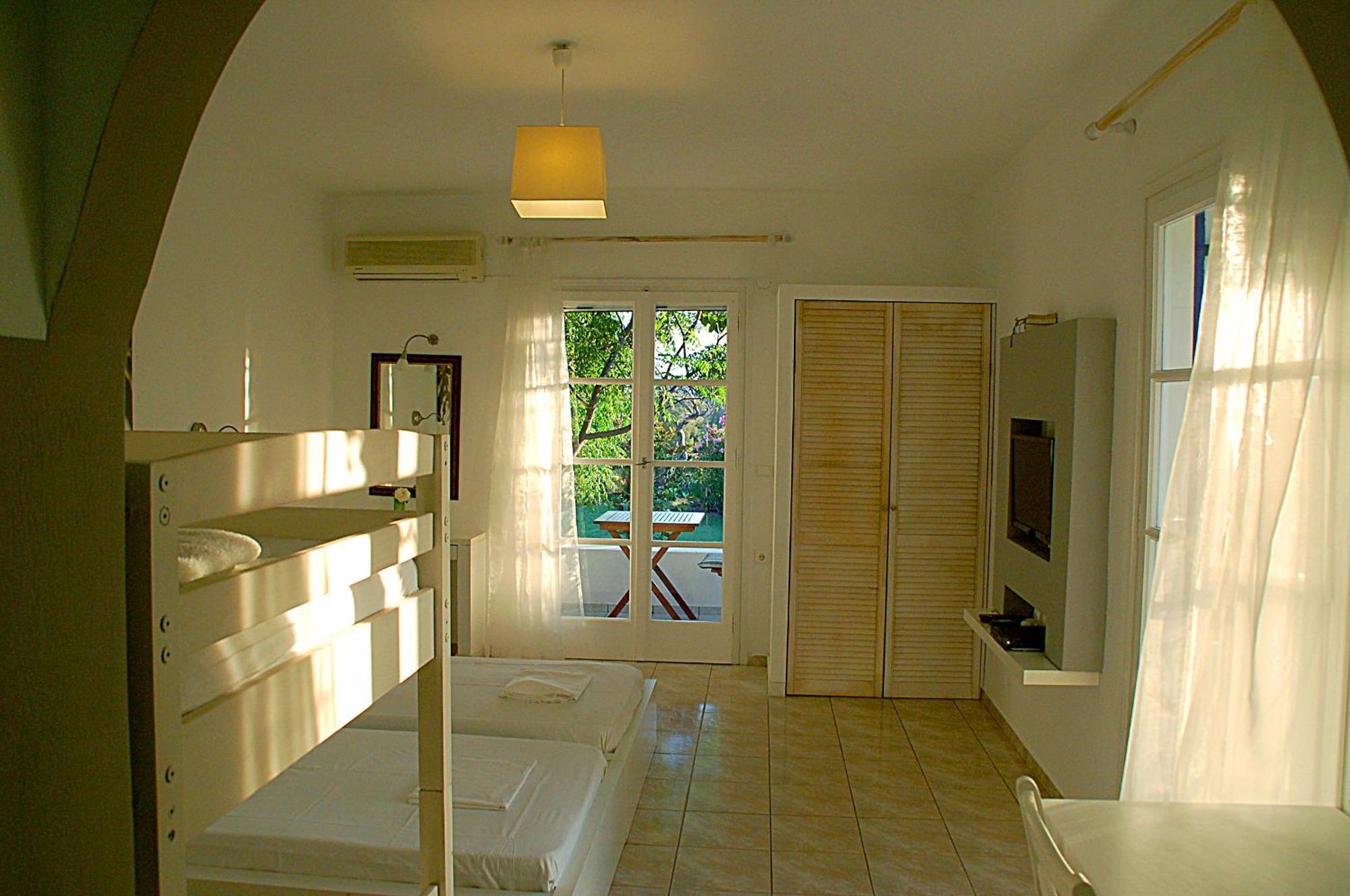 Handrina Studios Naxos City 客房 照片
